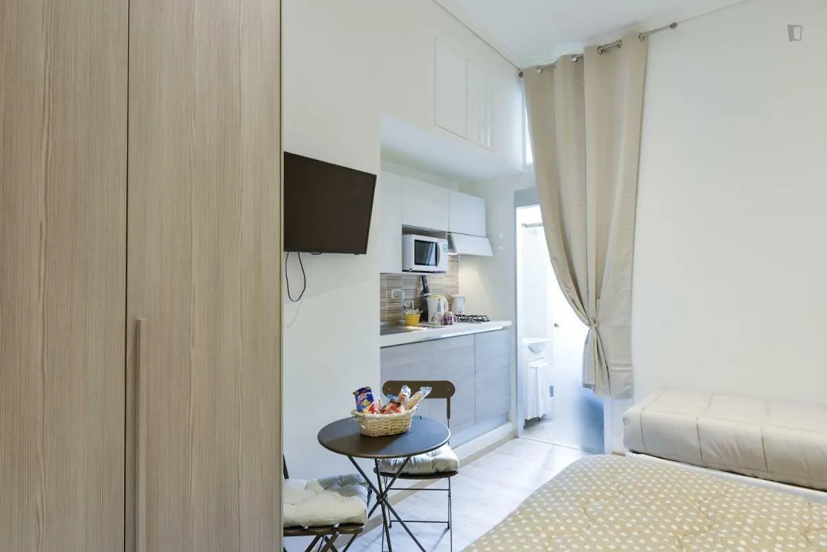 A Due Passi Dal Colosseo Bed & Breakfast Rome