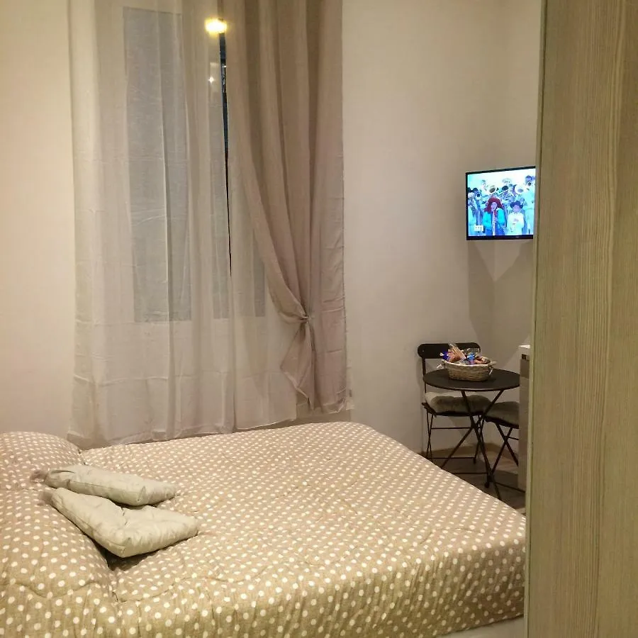 A Due Passi Dal Colosseo Bed & Breakfast Rome